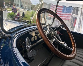 Collapsible "fat man wheel" in extended driving position.